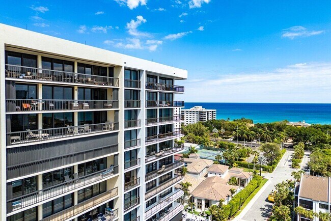Building Photo - 4740 S Ocean Blvd