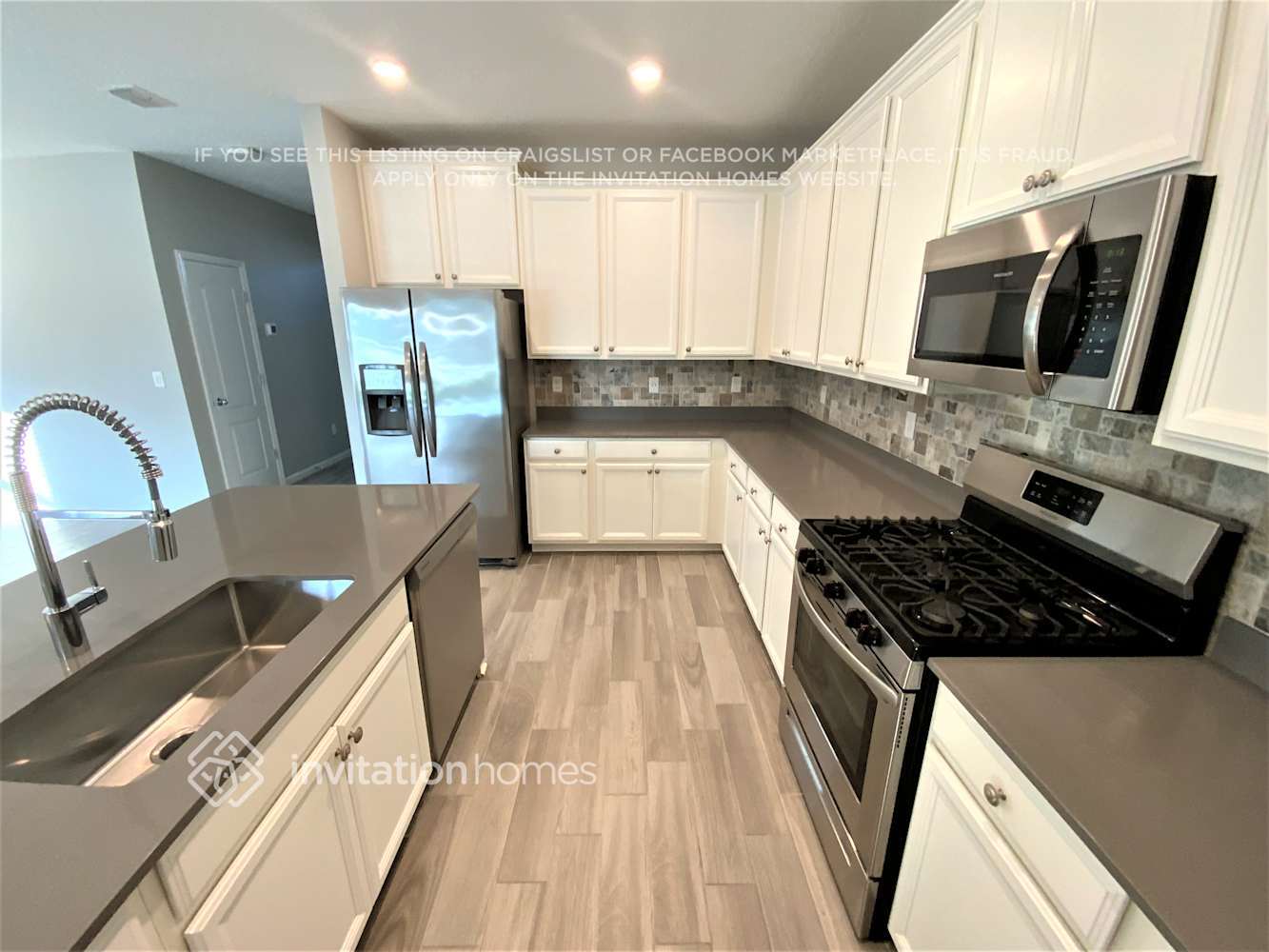 Building Photo - 272 Ash Breeze Cv