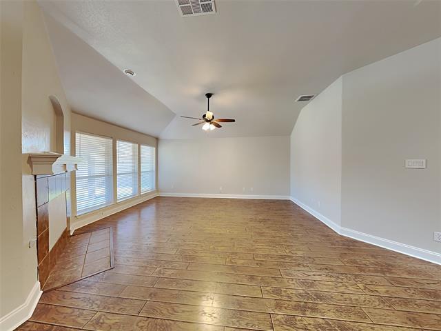 Building Photo - 2461 Wagonwheel Dr