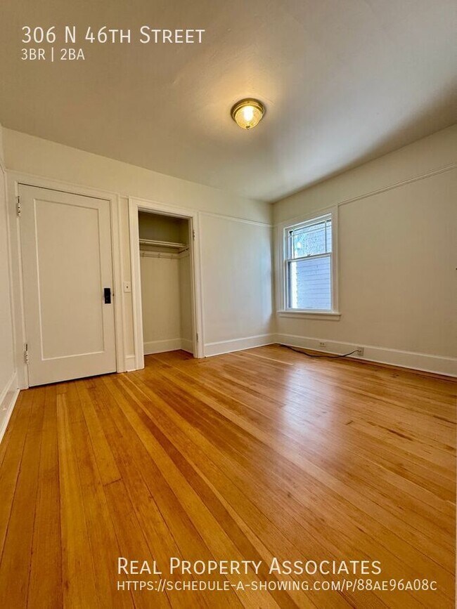 Building Photo - 306 N 46th St