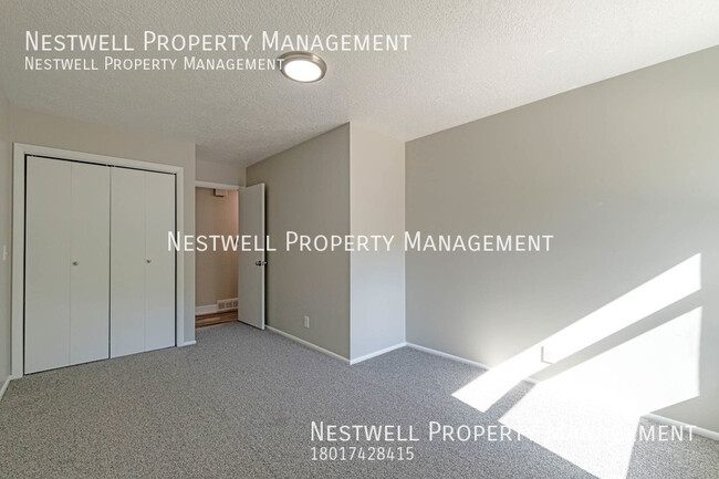 Building Photo - Beautiful 3-bed Duplex in Salt Lake City