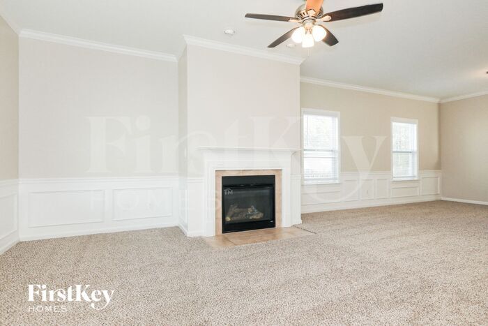 Building Photo - 14435 Lake Crossing Dr
