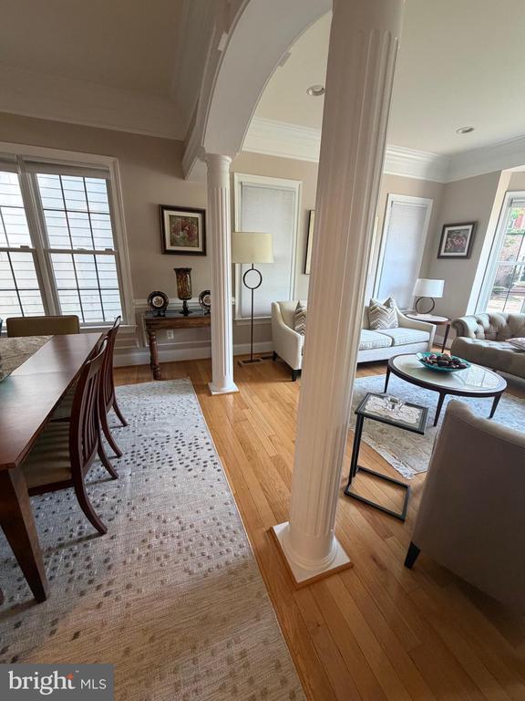 Building Photo - 8402 Tysons Trace Ct