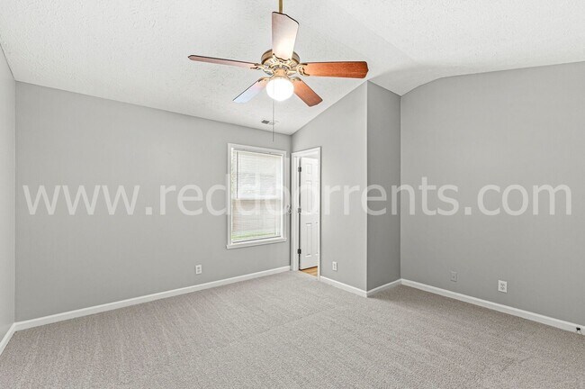 Building Photo - Cozy Fishers Home