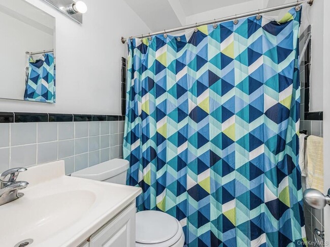 Building Photo - 5500-5500 Fieldston Rd