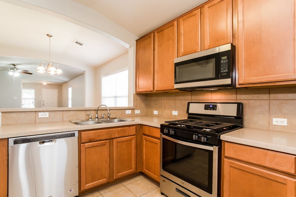 Building Photo - 20110 Pinto Ridge Dr