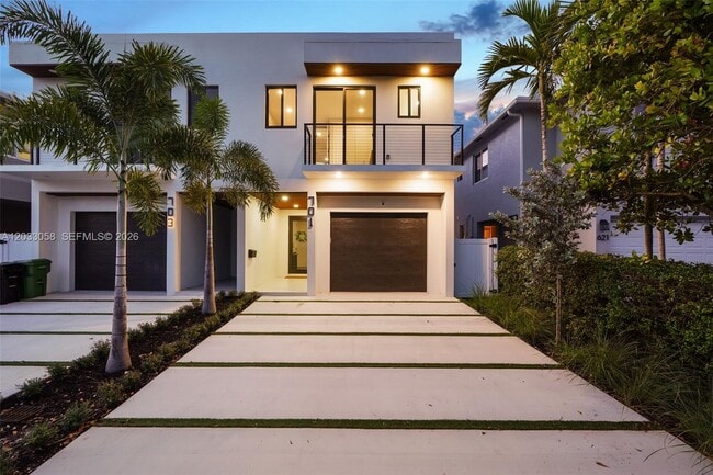 Building Photo - 701 SW 17th St