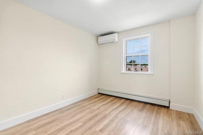 Building Photo - 20-44-44 23rd St