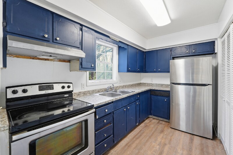 Building Photo - 1071-1073 Laurel Ln NW