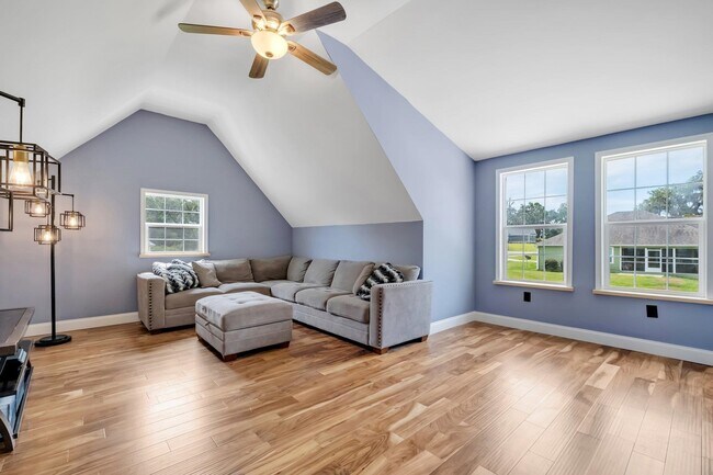 Building Photo - 3314 Mariana Oaks Dr