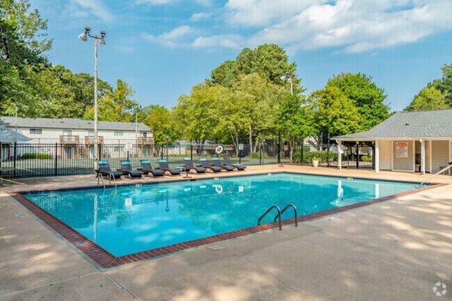 Building Photo - 2045 Kenridge Pkwy