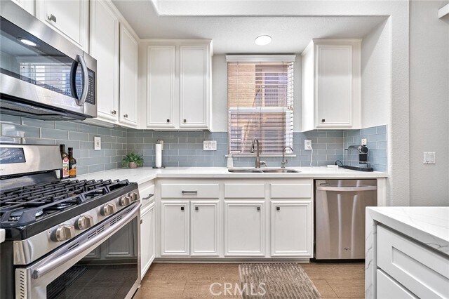 Building Photo - 1139 Elfstrom Dr