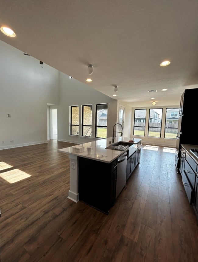 Building Photo - Coming Soon!  4 BR/3BA | Single Family Home | 1-Car Covered Parking | In Liberty Hill!