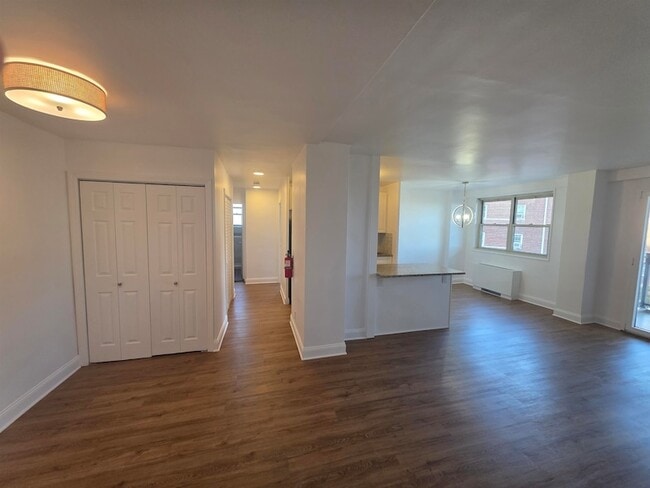 Building Photo - 7100 JFK Blvd E