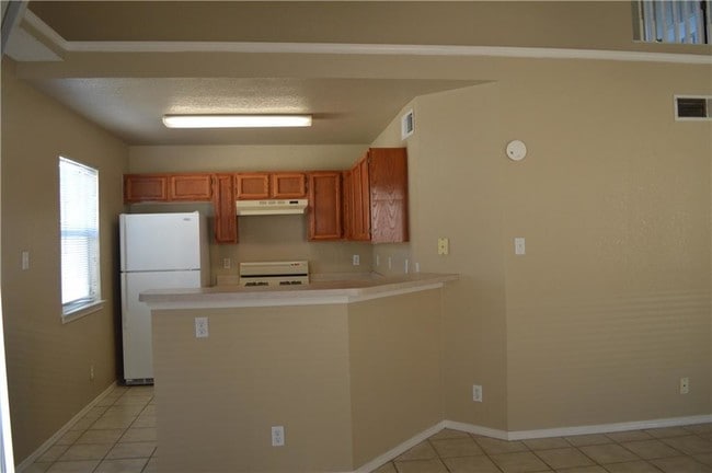 Building Photo - 11713 Snow Hawk Dr