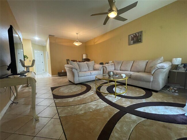 Building Photo - 6007 Skydale Way