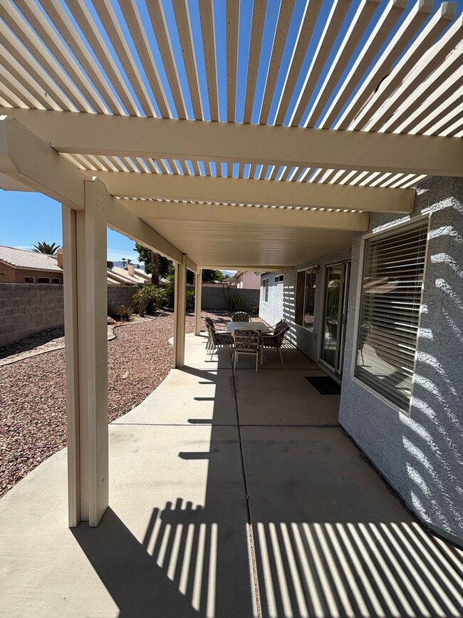 Building Photo - 7717 White Grass Ave