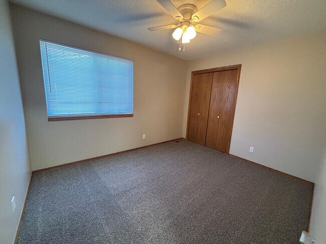 Building Photo - Move in Special- 1/2 off the 2nd full month of rent. Renovated 3 Bedroom 2 Bath Home with a Finis...