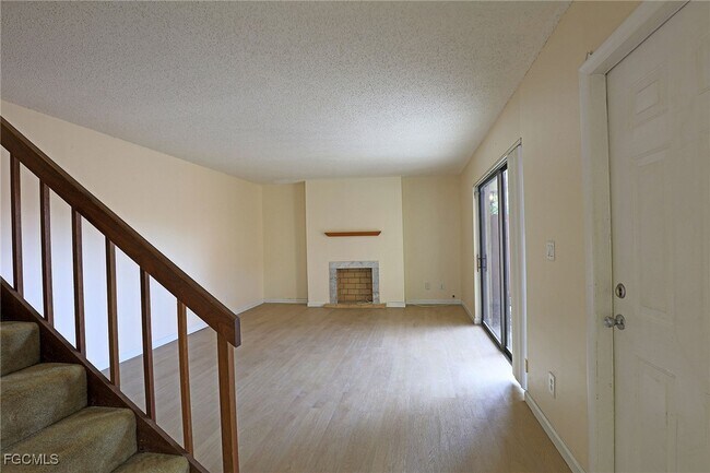 Building Photo - 1570 Park Meadows Dr