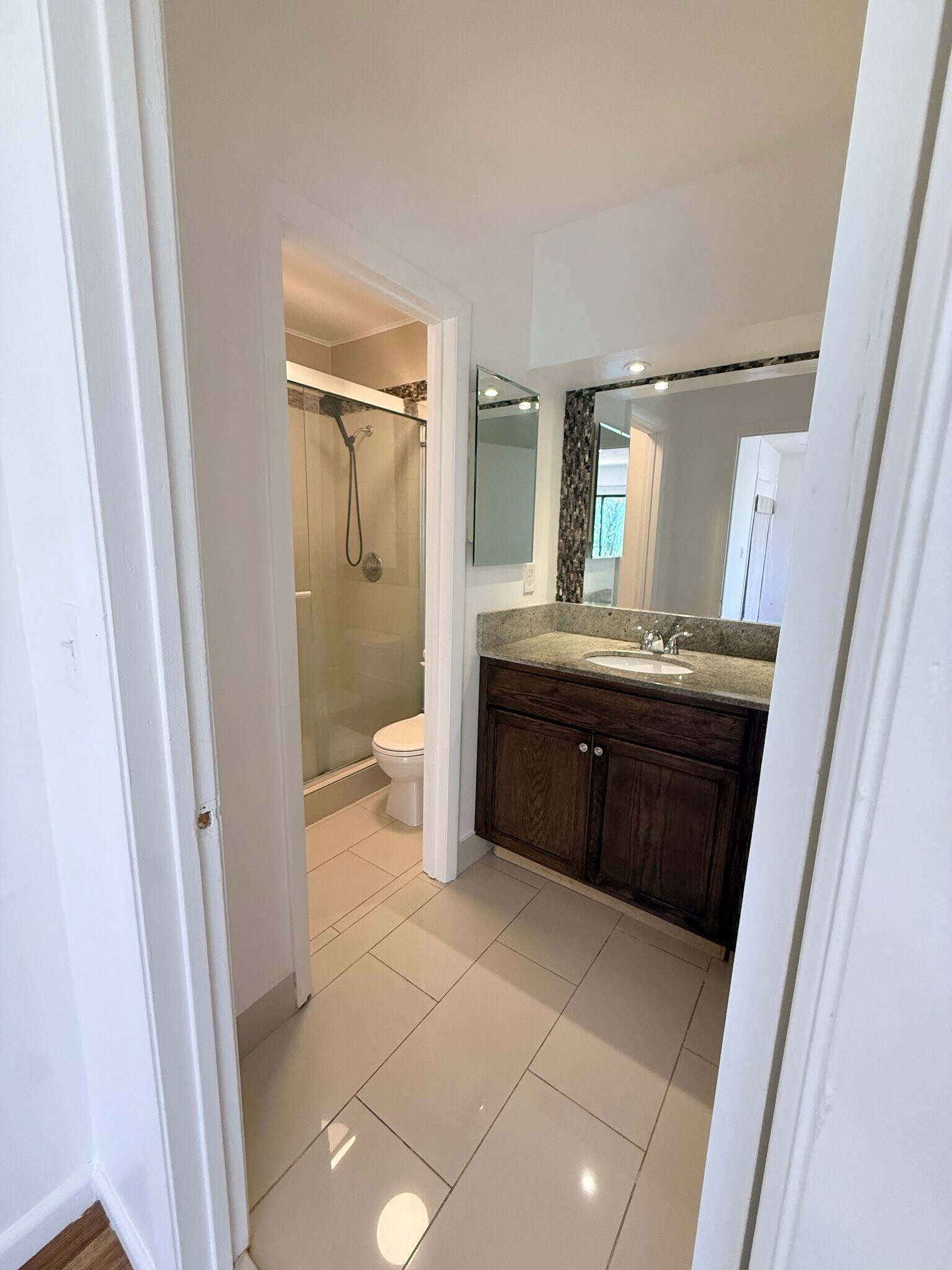 Building Photo - 9645 SW 148th Pl