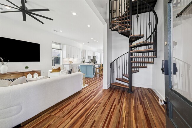 Building Photo - 415 Arlington St