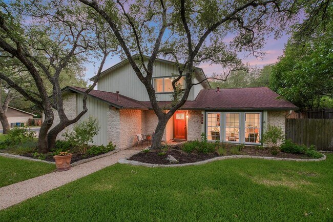 Primary Photo - 7615 Rockpoint Dr