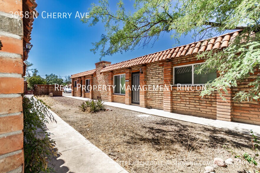 Building Photo - 3058 N Cherry Ave