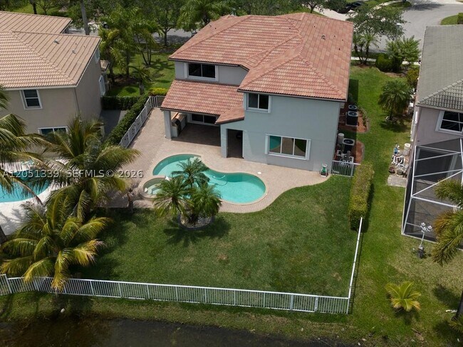 Building Photo - 2101 SW 176th Ave