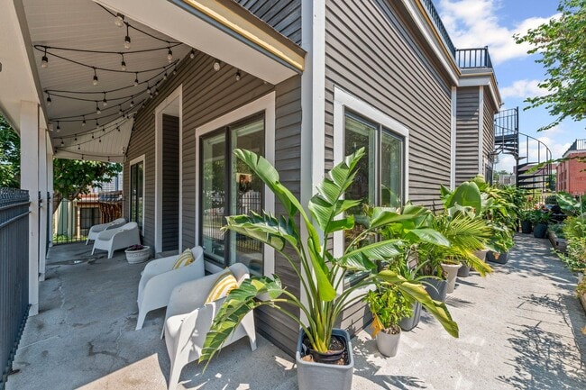 Building Photo - Amazing Union Hill Single Family Home