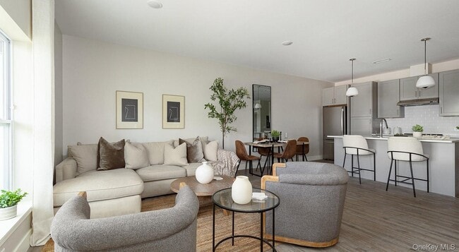 Building Photo - 3 Hudson W Dr