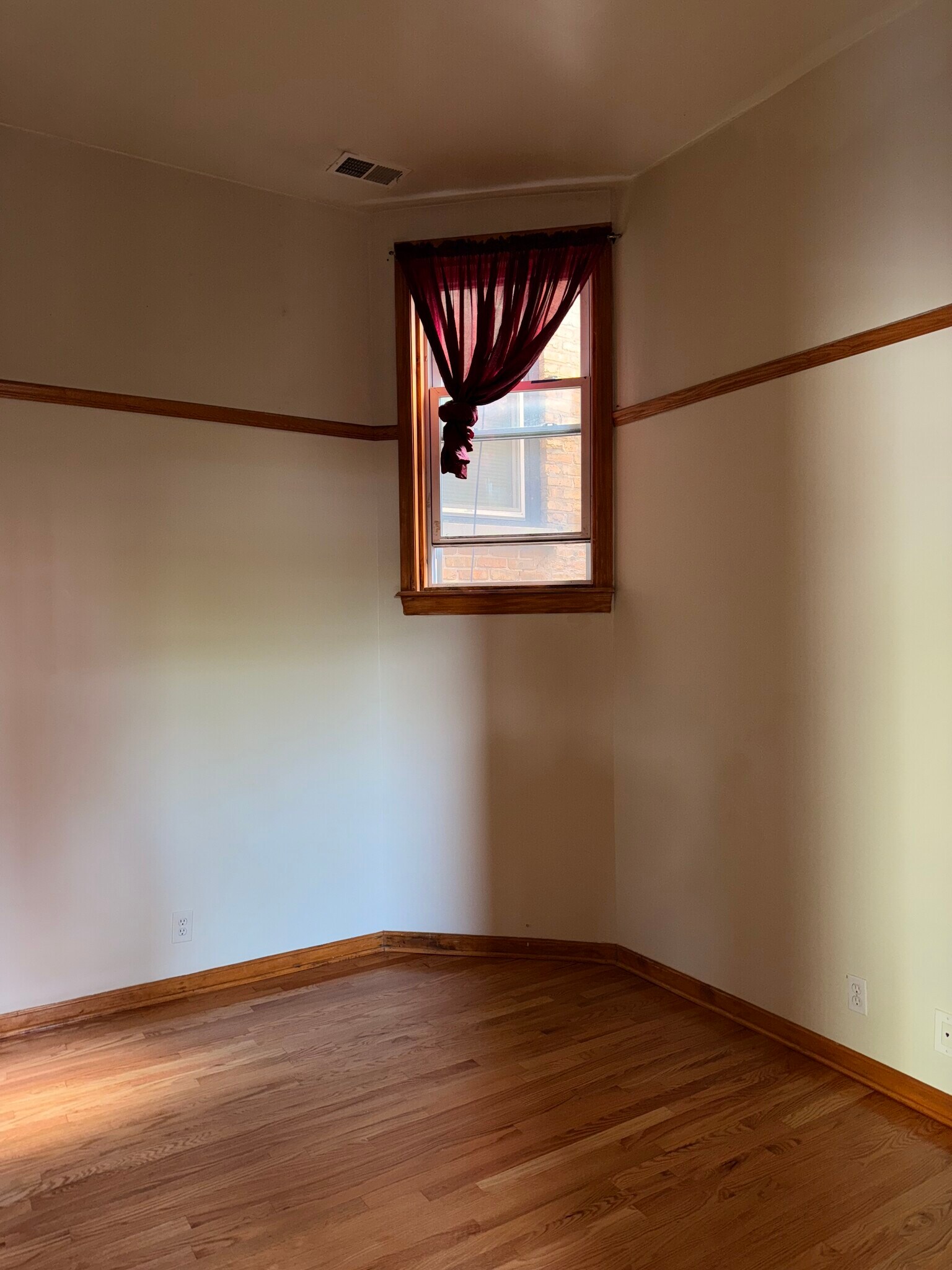 Bedroom #1 - 3856 N Bernard St
