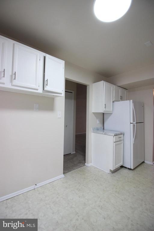 Building Photo - 7765 Brandeis Way