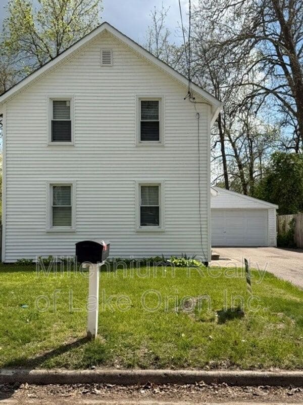 Building Photo - 27 Sylvan Ct