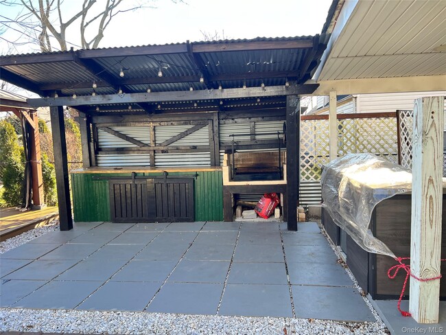 Building Photo - 137 Center Ln