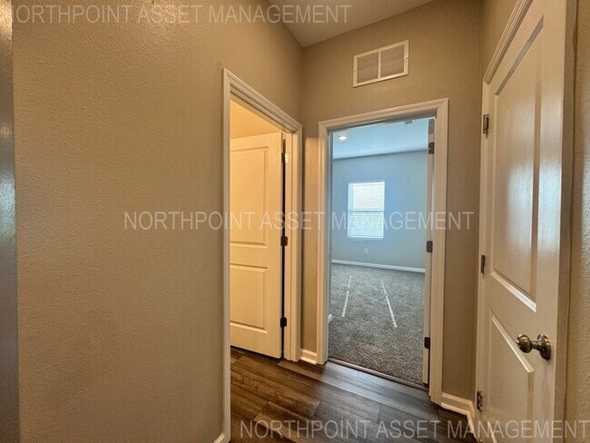 Building Photo - "AUGUST MOVE IN SPECIAL: $500 off on 2nd M...