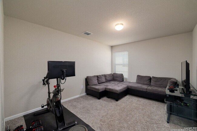 Building Photo - 7043 Diamond Vly