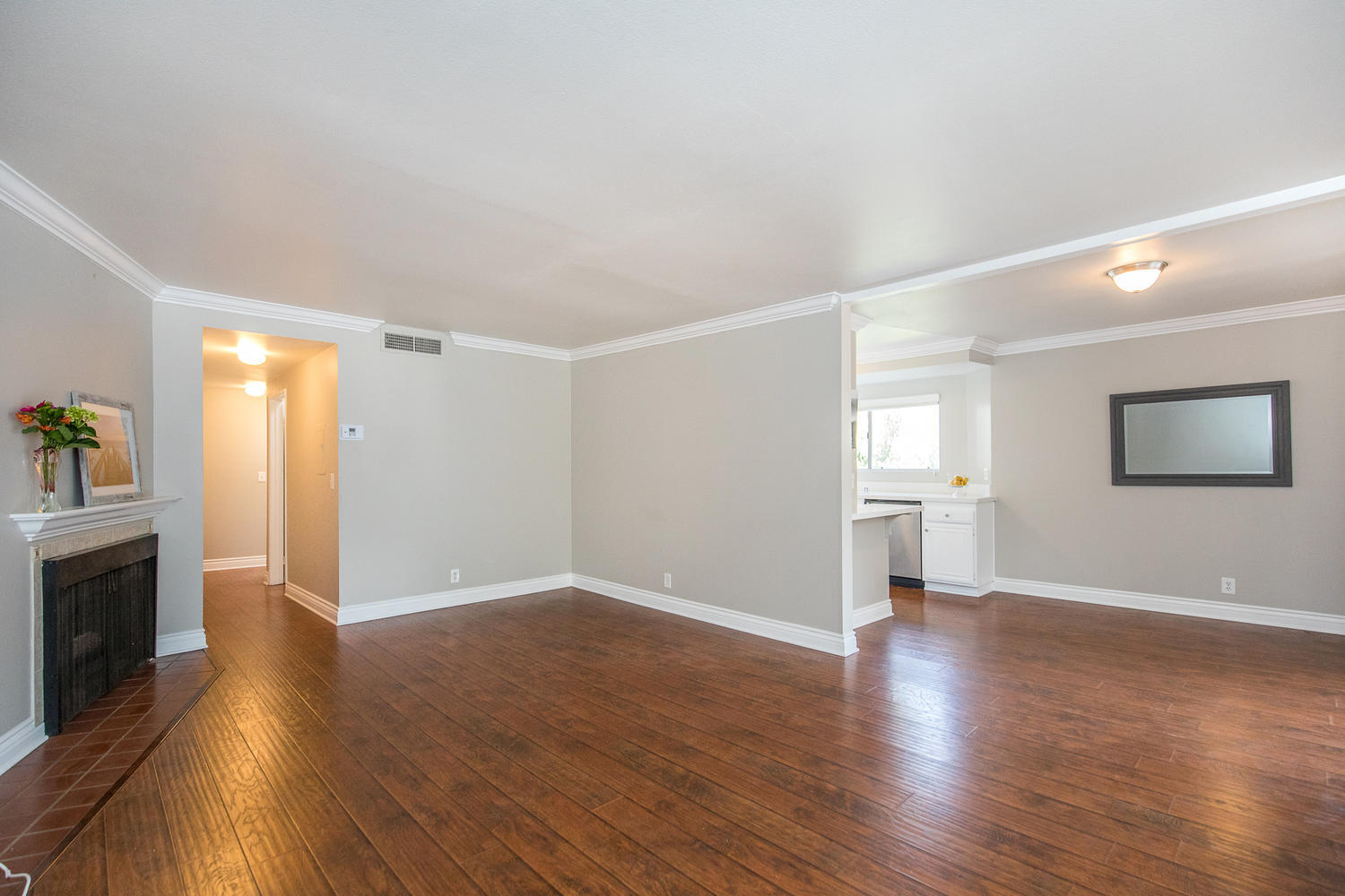 Building Photo - 3709 Summershore Ln