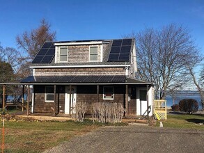 Building Photo - 7 Old Orchard Ln