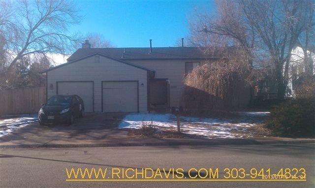 Building Photo - 3 bed 1.5 bath house with 1450 sf and a 1 ...