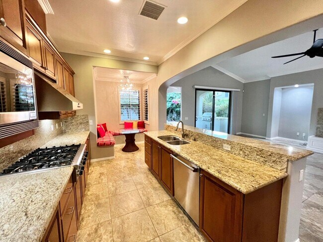 Building Photo - 80689 Via Glorieta