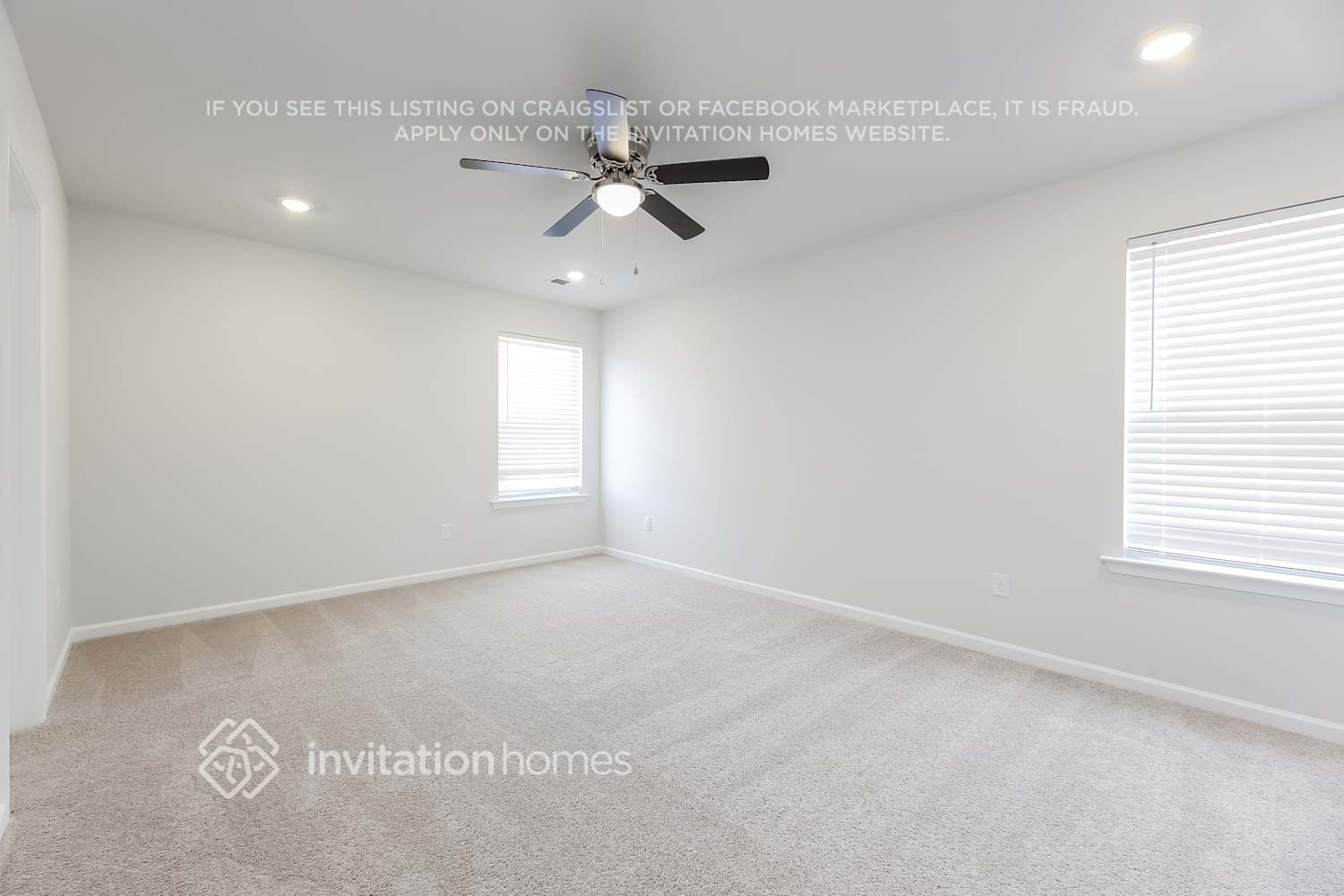 Building Photo - 203 White Flds Ave