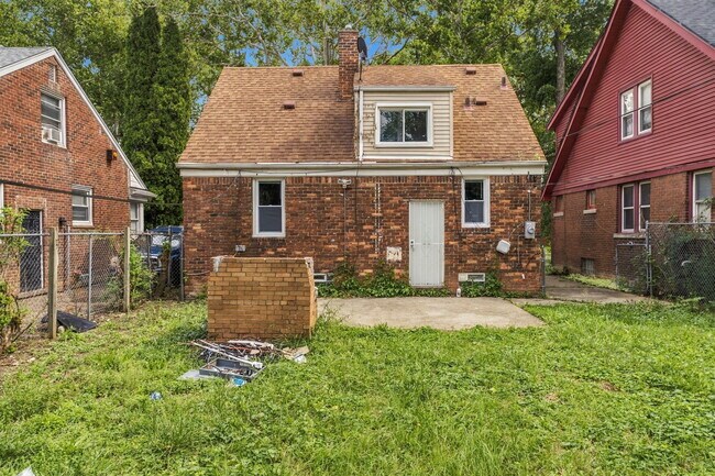 Building Photo - 8637 Carlin St