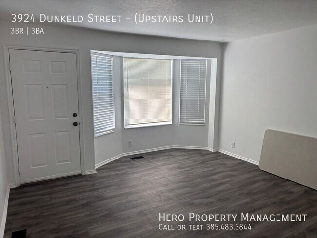 Building Photo - 3924 Dunkeld St