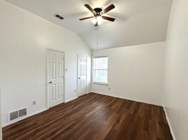 Building Photo - 8732 San Joaquin Trail