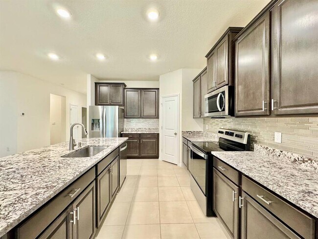 Building Photo - 12544 Shining Willow St