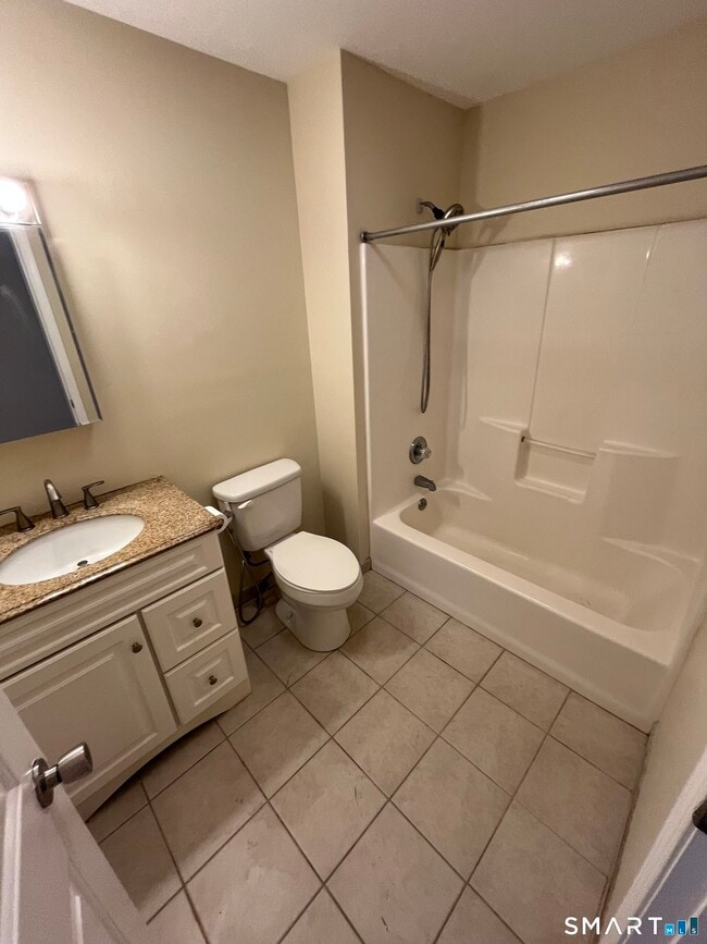 Building Photo - 27 Thomas St