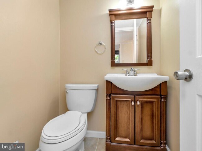 Building Photo - 10106 Crimson Cir