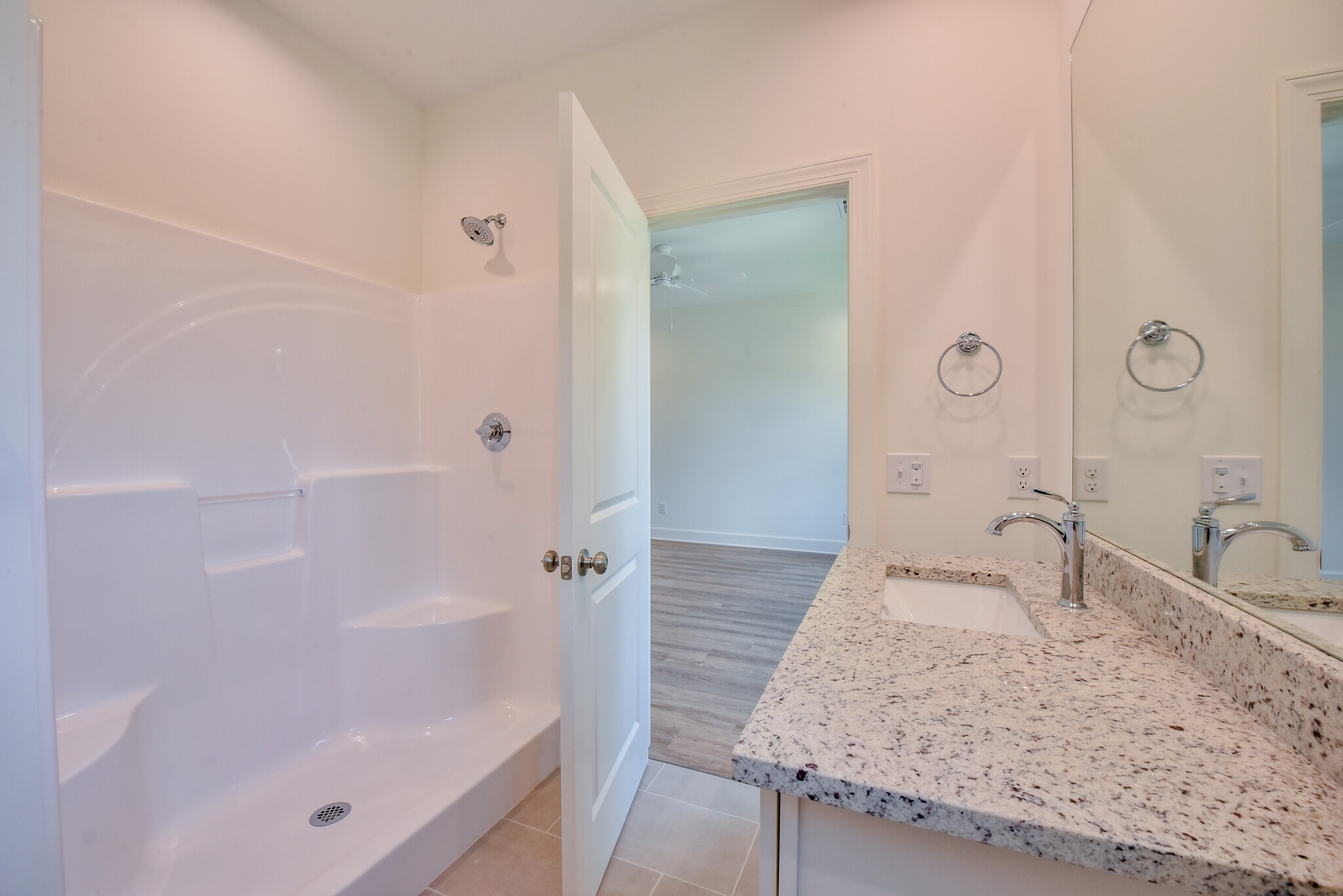 Building Photo - 19 18th St