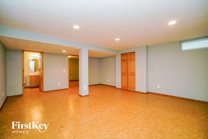 Building Photo - 57 Gold Meadow Dr