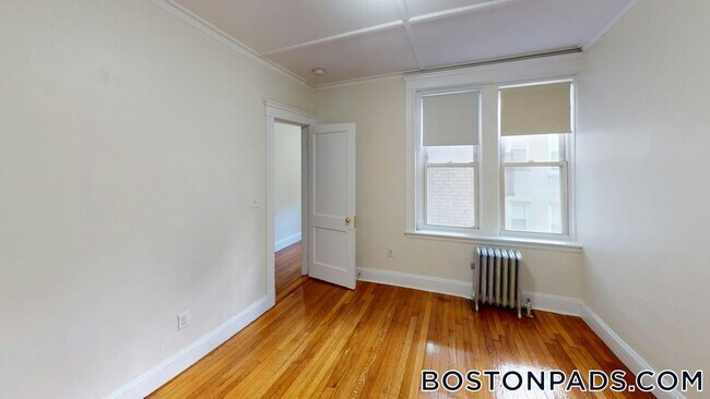 Building Photo - 1175 Boylston St